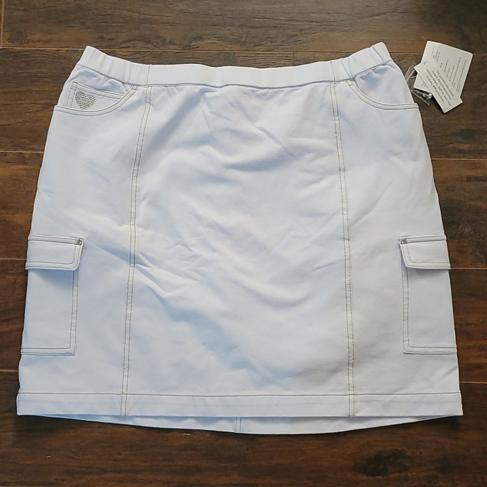 Quaker factory skirt xl
